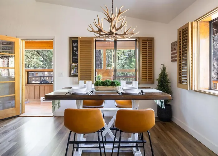 Twin Pines In The Woods Ferienhaus *